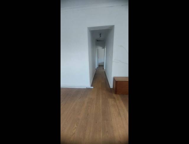 2 BEDROOM PROPERTY TO RENT IN VREDEHOEK